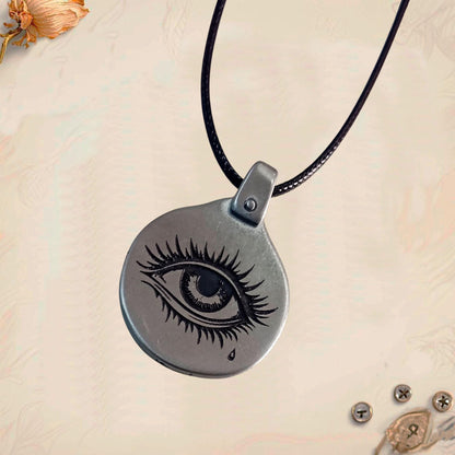 Evil Eye Teardrop Keychain | Vintage Engraved Circular Metal