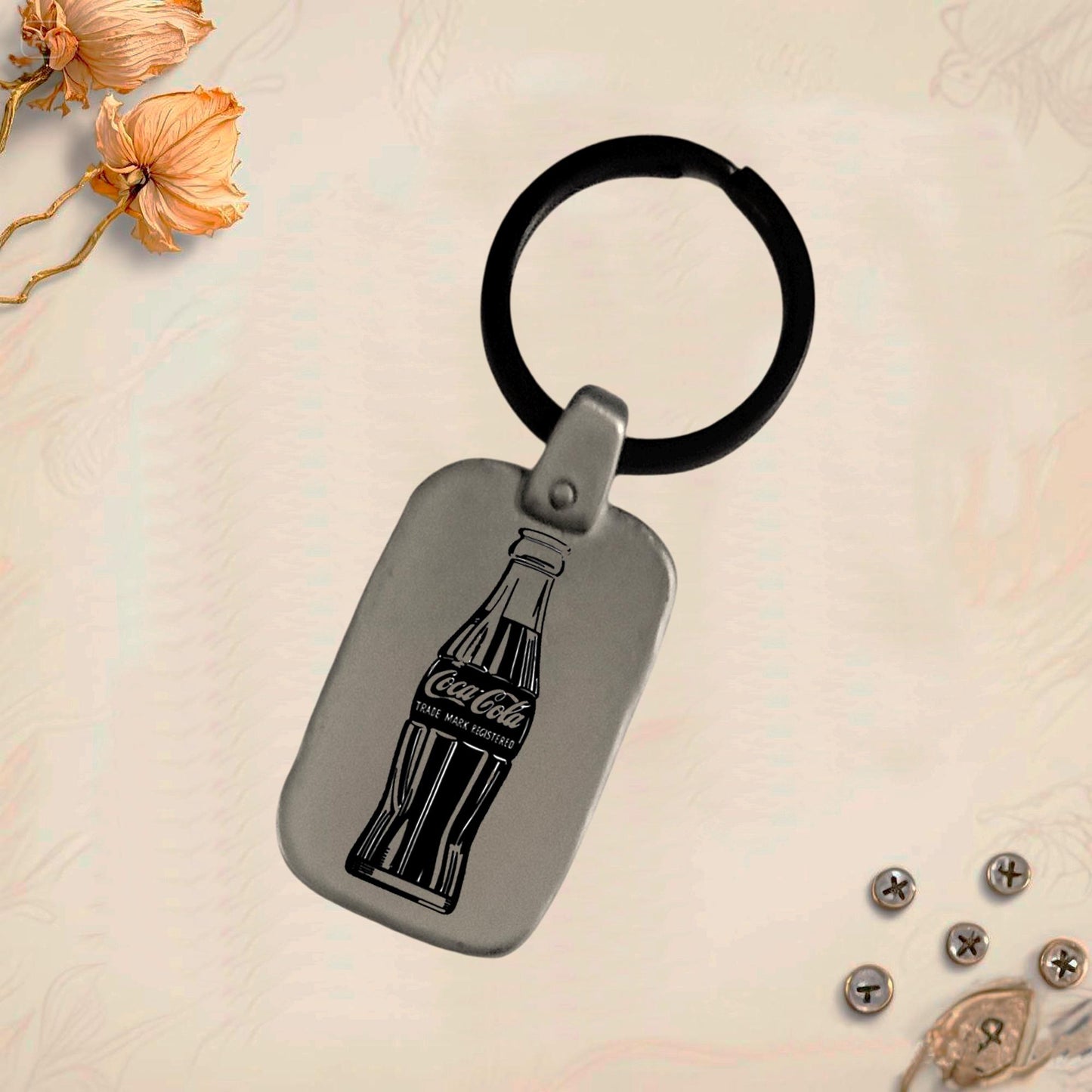 Llavero Vintage Coca Cola Botella RB grabado en metal. Retro y Edición limitada. Graba tú nombre.